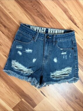 Women’s Vintage Reunion jean shorts